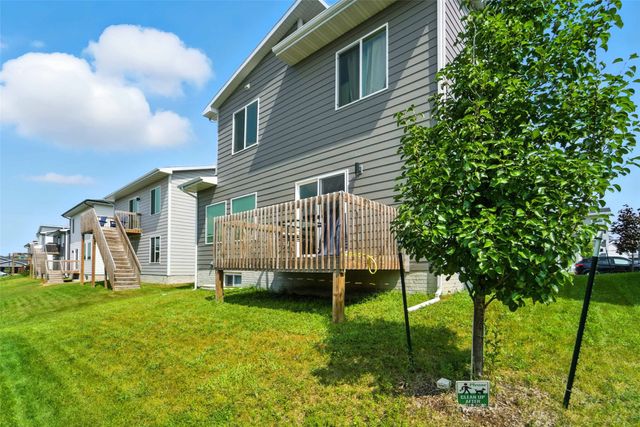 1414 NE Cedarwood Drive, Grimes, IA 50111