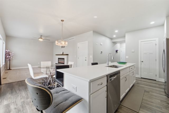 1414 NE Cedarwood Drive, Grimes, IA 50111