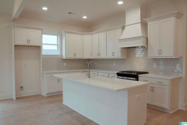 5408 STONEPEAKE PKWY, Trussville, AL 35173