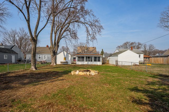 711 Renrose Avenue, Loves Park, IL 61111