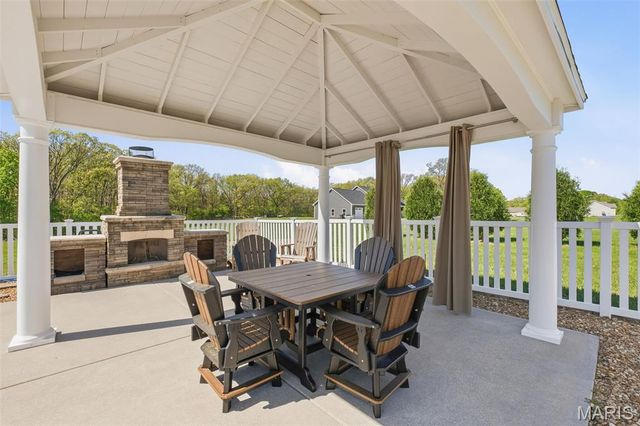 216 Deer View Drive, Troy, MO 63379