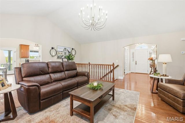 216 Deer View Drive, Troy, MO 63379