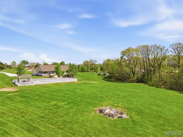 216 Deer View Drive, Troy, MO 63379