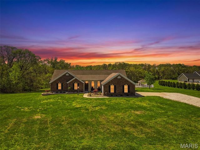 216 Deer View Drive, Troy, MO 63379