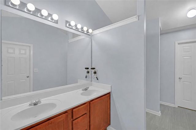 2511 Southhaven Lane, Buford, GA 30519