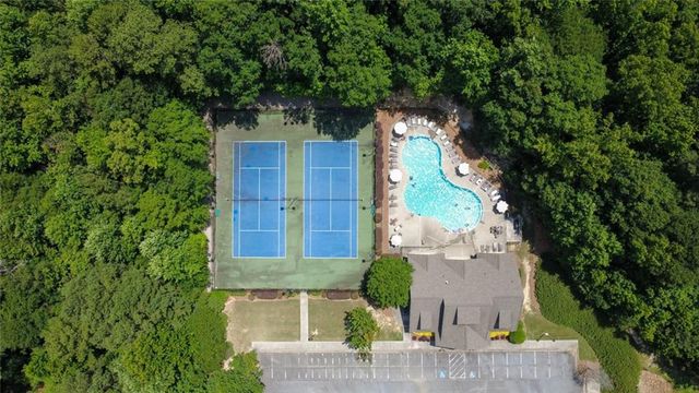 2511 Southhaven Lane, Buford, GA 30519