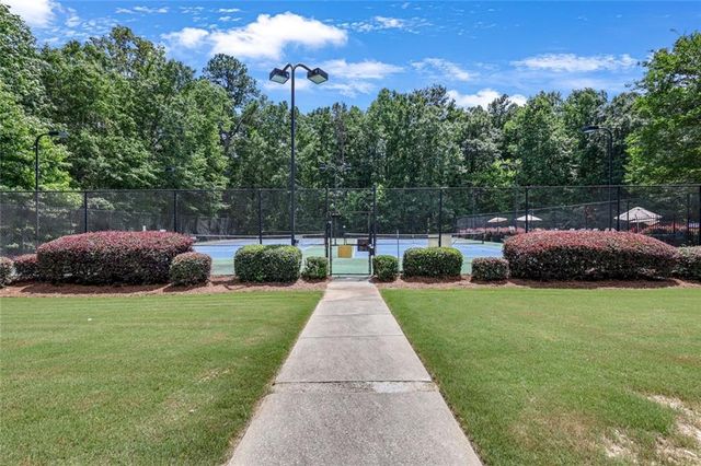 2511 Southhaven Lane, Buford, GA 30519