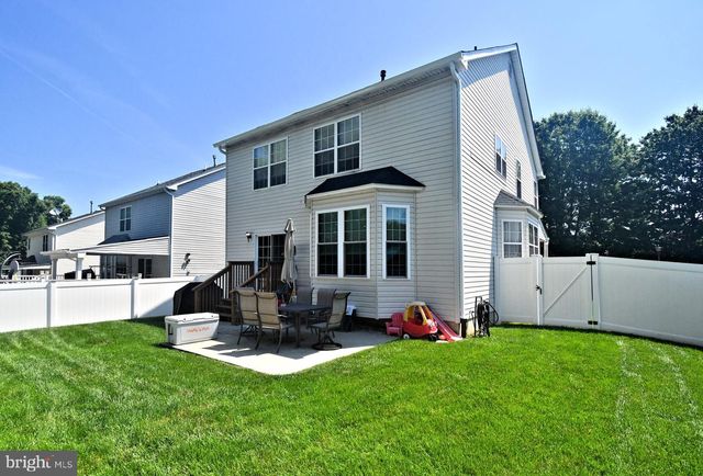 9958 GARDENIA LN, Philadelphia, PA 19115