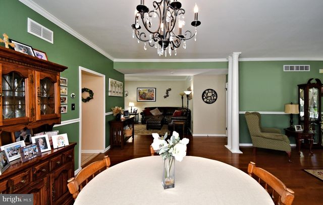 9958 GARDENIA LN, Philadelphia, PA 19115