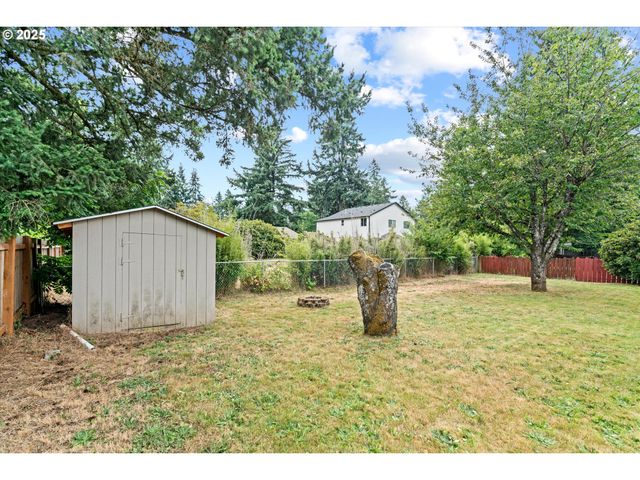 15112 Se WOODWARD St, Portland, OR 97236