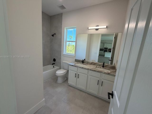 13 Lateen Sail Drive, Placida, FL 33946