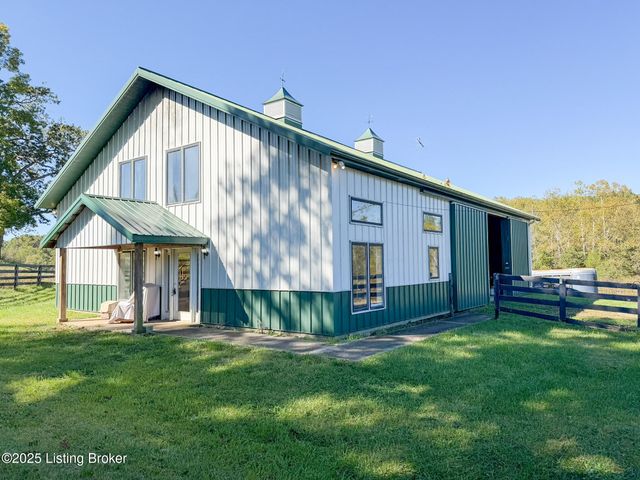 1215 Mike Brown Ln, Taylorsville, KY 40071