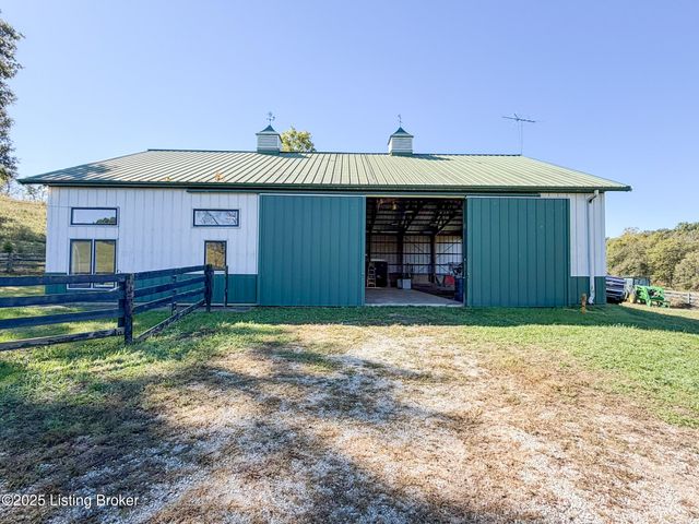 1215 Mike Brown Ln, Taylorsville, KY 40071