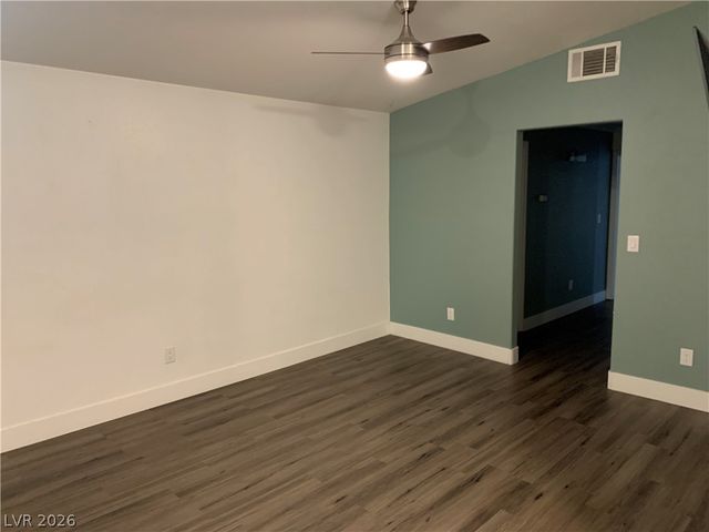 520 Arrowhead Trail 1324, Henderson, NV 89015