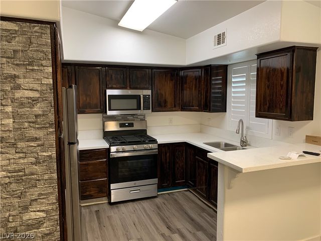 520 Arrowhead Trail 1324, Henderson, NV 89015