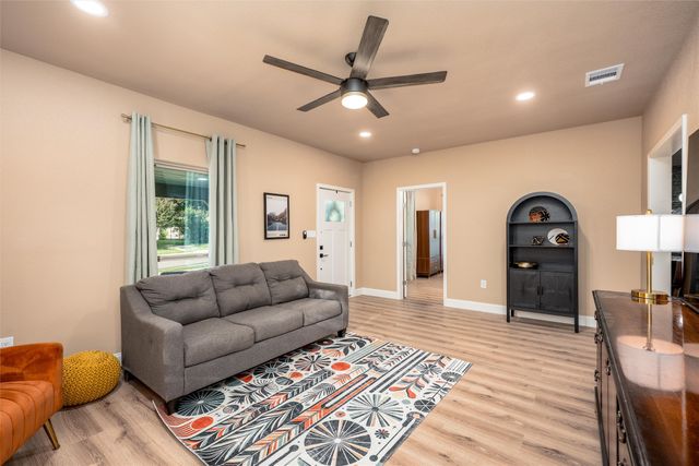 809 W Lamar Street, Mckinney, TX 75069