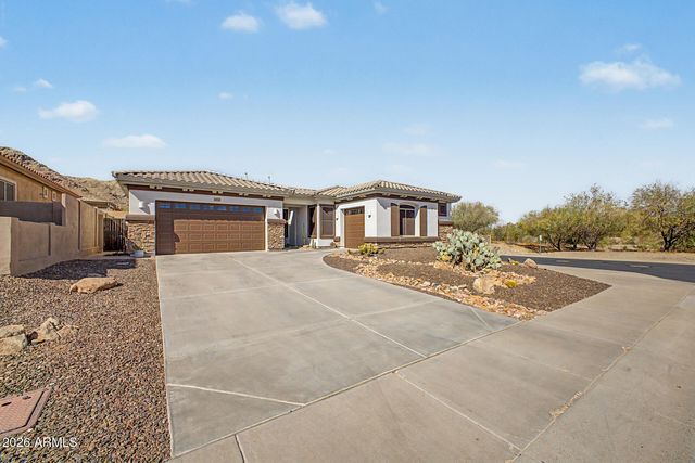 2704 W NIGHTHAWK Way, Phoenix, AZ 85045