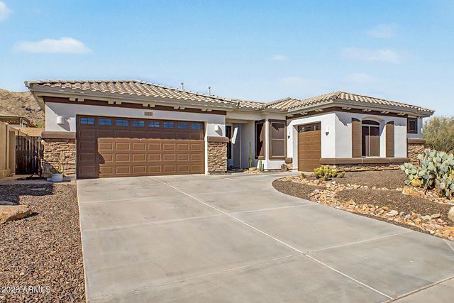 2704 W NIGHTHAWK Way, Phoenix, AZ 85045