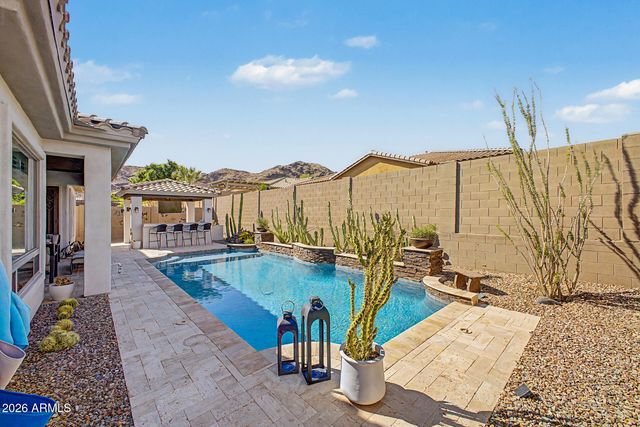 2704 W NIGHTHAWK Way, Phoenix, AZ 85045