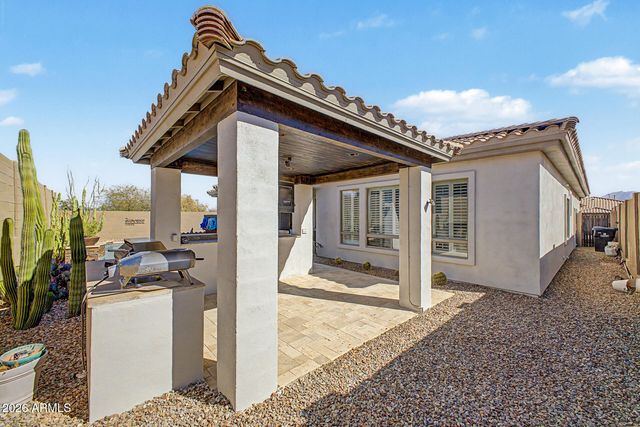 2704 W NIGHTHAWK Way, Phoenix, AZ 85045