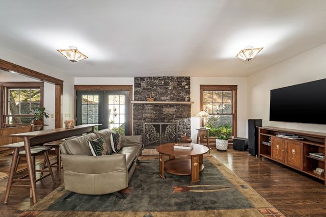 433 Grayson Dr, Nashville, TN 37205