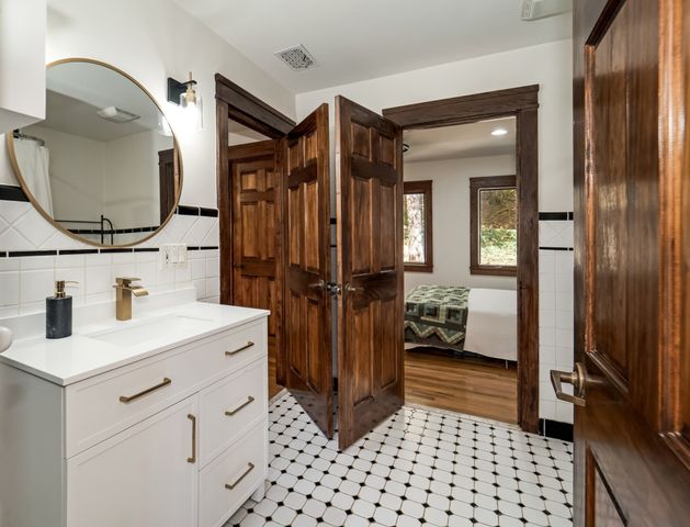 433 Grayson Dr, Nashville, TN 37205