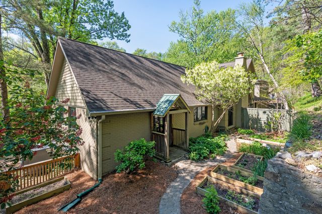 433 Grayson Dr, Nashville, TN 37205