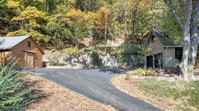 433 Grayson Dr, Nashville, TN 37205