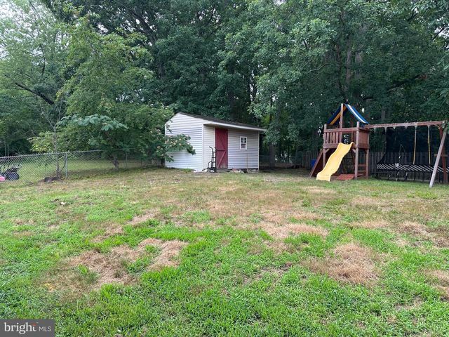 2411 N CUTHBERT DR, Lindenwold, NJ 08021