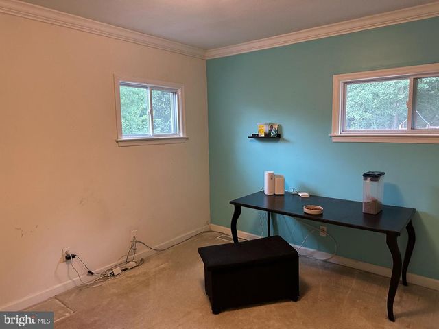 2411 N CUTHBERT DR, Lindenwold, NJ 08021
