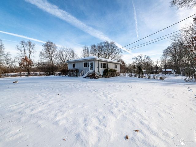 403 Maple Road, Leoni Twp, MI 49254