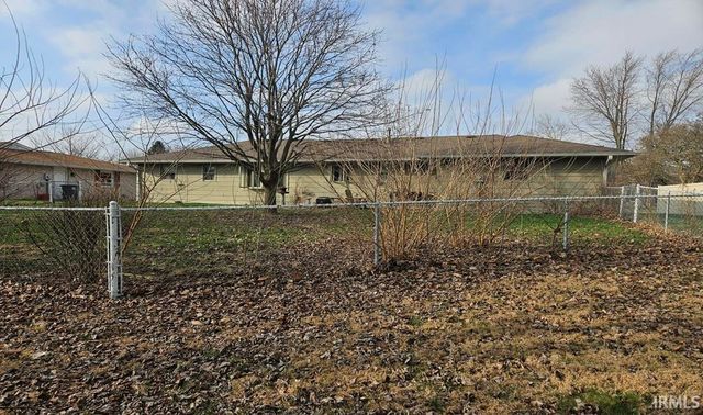 609 Maple Drive, Frankfort, IN 46041