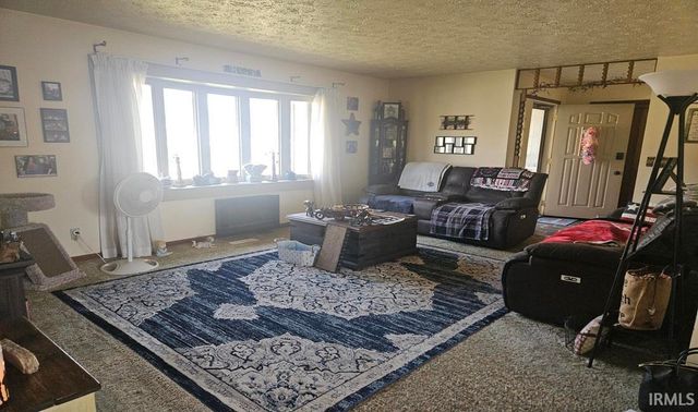 609 Maple Drive, Frankfort, IN 46041