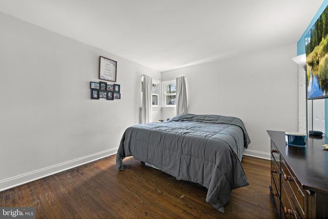 32 EWINGVILLE RD, Ewing, NJ 08638