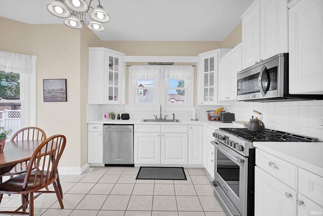 2107 Park Avenue, Bedford, IN 47421