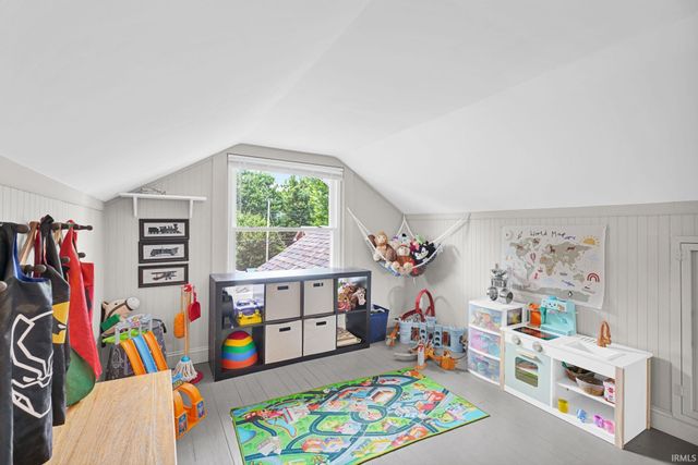 2107 Park Avenue, Bedford, IN 47421