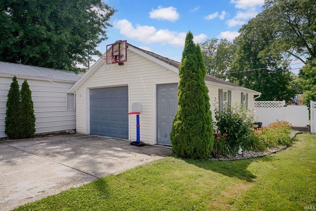 2107 Park Avenue, Bedford, IN 47421