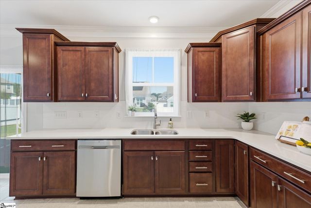 216 Nearmeadows Way, Simpsonville, SC 29681