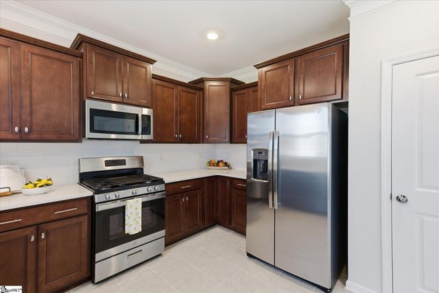 216 Nearmeadows Way, Simpsonville, SC 29681