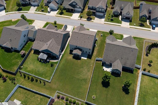 216 Nearmeadows Way, Simpsonville, SC 29681