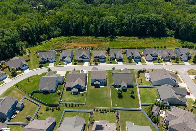 216 Nearmeadows Way, Simpsonville, SC 29681