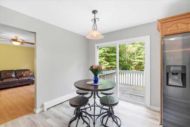 8 Rebecca Rd, Freetown, MA 02702