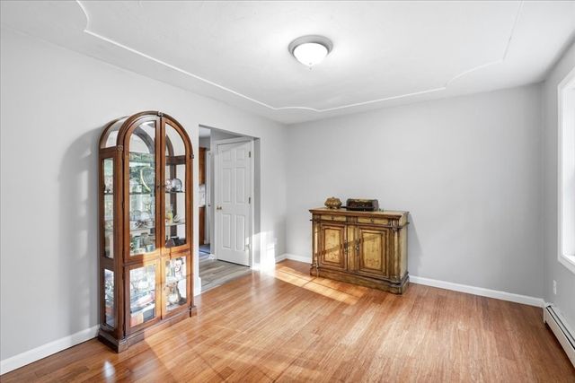 8 Rebecca Rd, Freetown, MA 02702