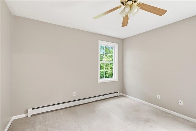 8 Rebecca Rd, Freetown, MA 02702