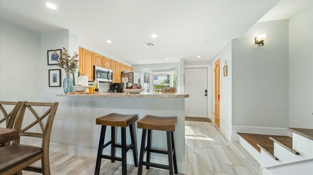 2555 NE 15th Street, Pompano Beach, FL 33062