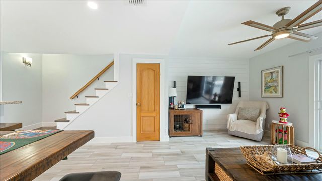 2555 NE 15th Street, Pompano Beach, FL 33062