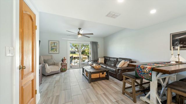 2555 NE 15th Street, Pompano Beach, FL 33062