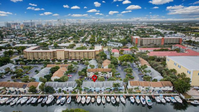 2555 NE 15th Street, Pompano Beach, FL 33062