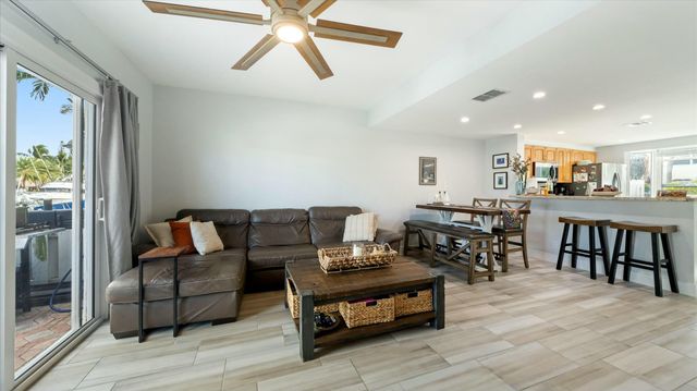 2555 NE 15th Street, Pompano Beach, FL 33062