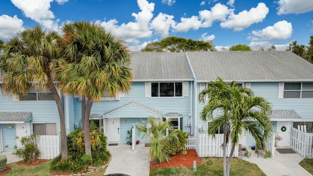 2555 NE 15th Street, Pompano Beach, FL 33062